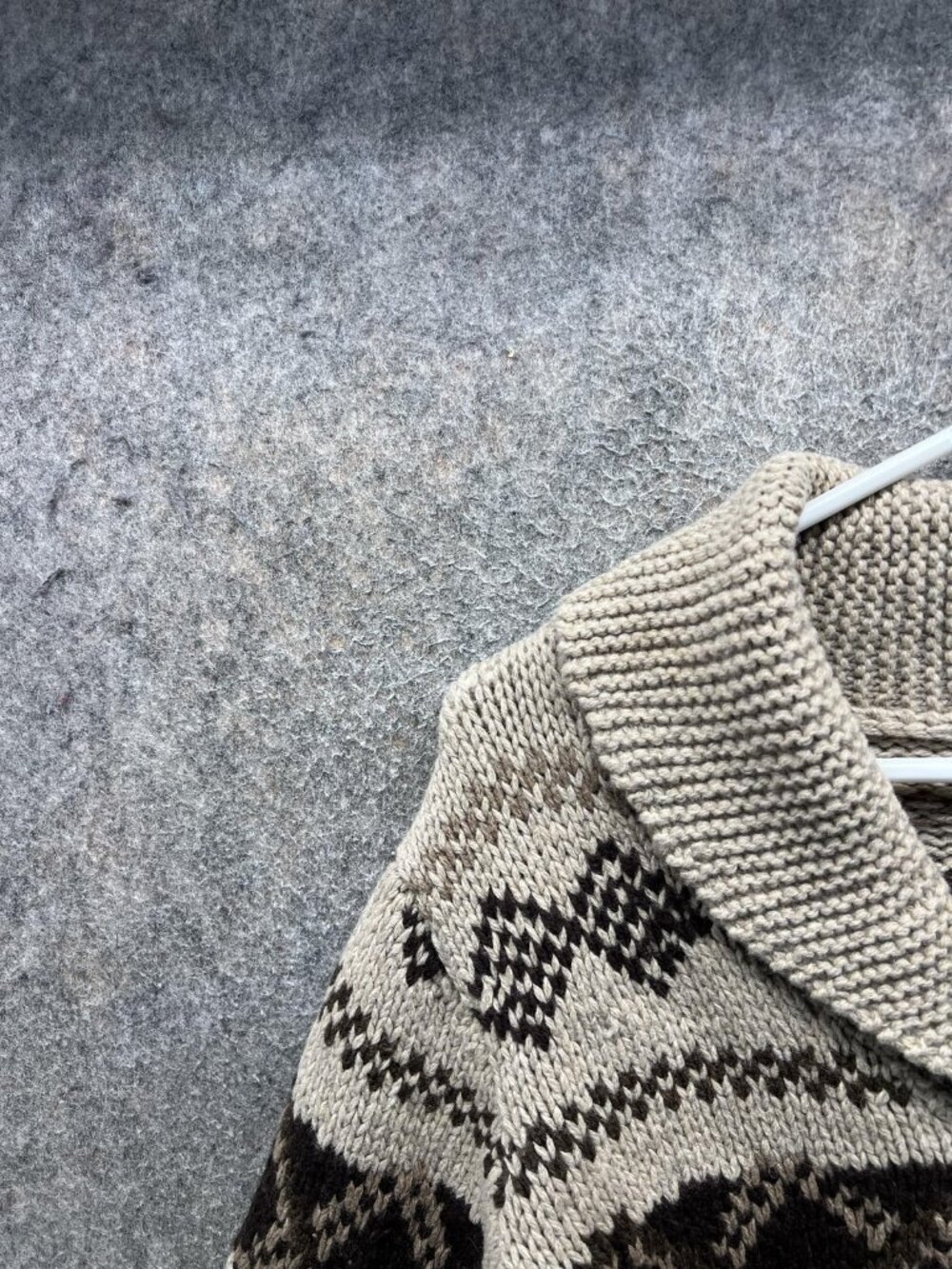 J.Crew Sweater Mens Small Beige Wool Cardigan Shawl Collar Fair Isle Knit Aztec - Picture 8 of 12